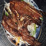 استمتع بتجربة شواء لا مثيل لها مع خدمة توصيل مطعم باربكيو 66068773