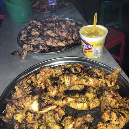 استمتع بتجربة شواء لا مثيل لها مع خدمة توصيل مطعم باربكيو 66068773